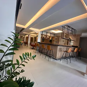 Apartamentos Roman Apartahotel